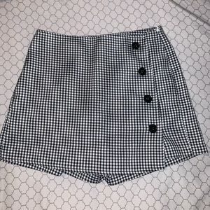 kendall and kylie checkered skirt!